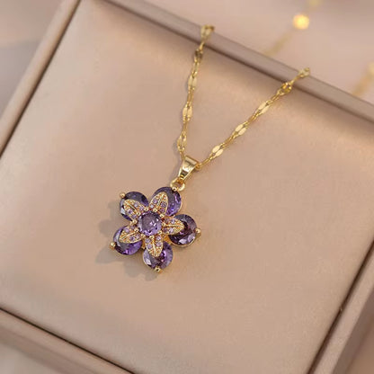 Elevate Your Style with the Light Luxury Gold Spin Zircon Flower Pendant Necklace - Perfect for Any Occasion!